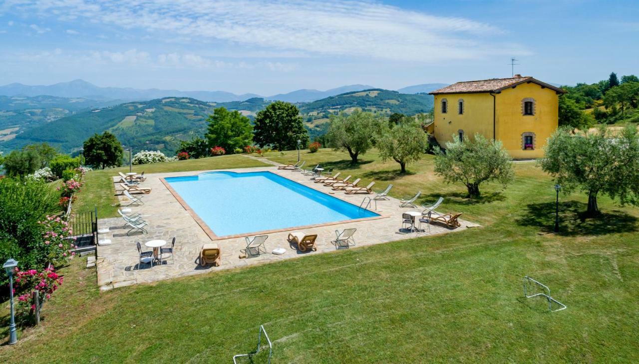 Agriturismo Tenuta Di Biscina Extérieur photo