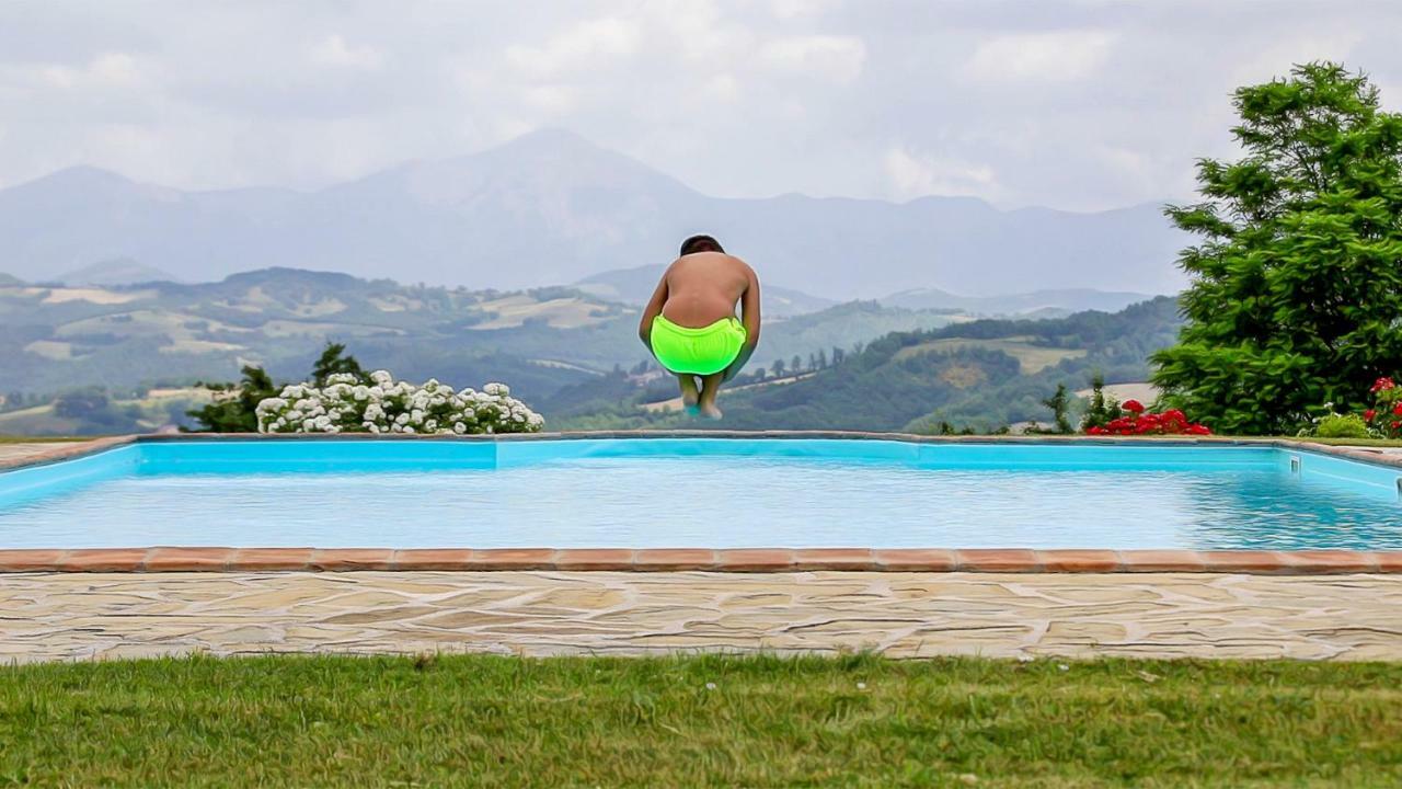 Agriturismo Tenuta Di Biscina Extérieur photo